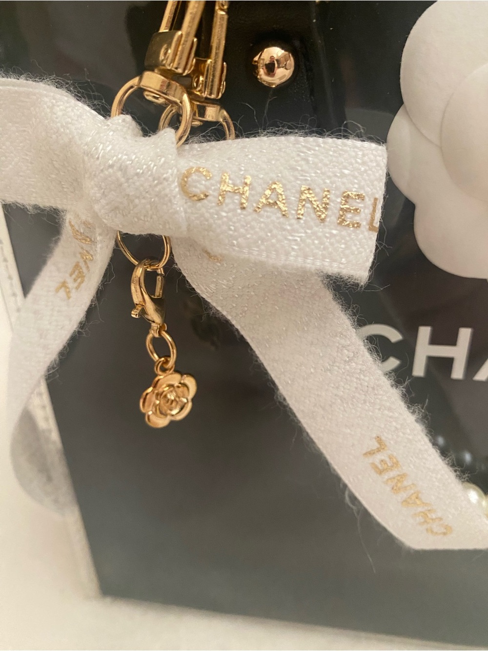 CHANEL Small Shopping Bag Tote - Picture 8 of 8